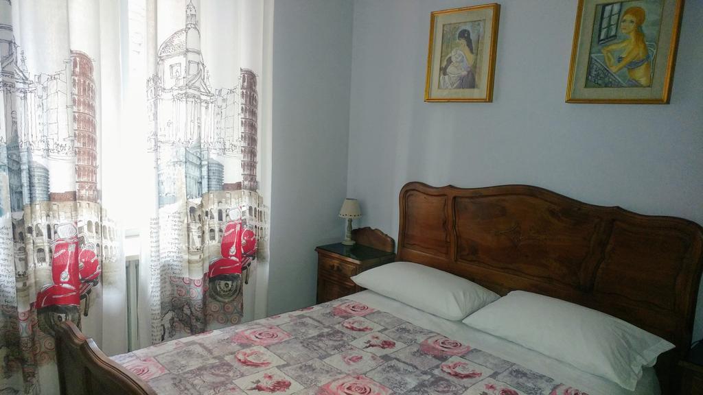 Le Camere Di Gio Альба Экстерьер фото